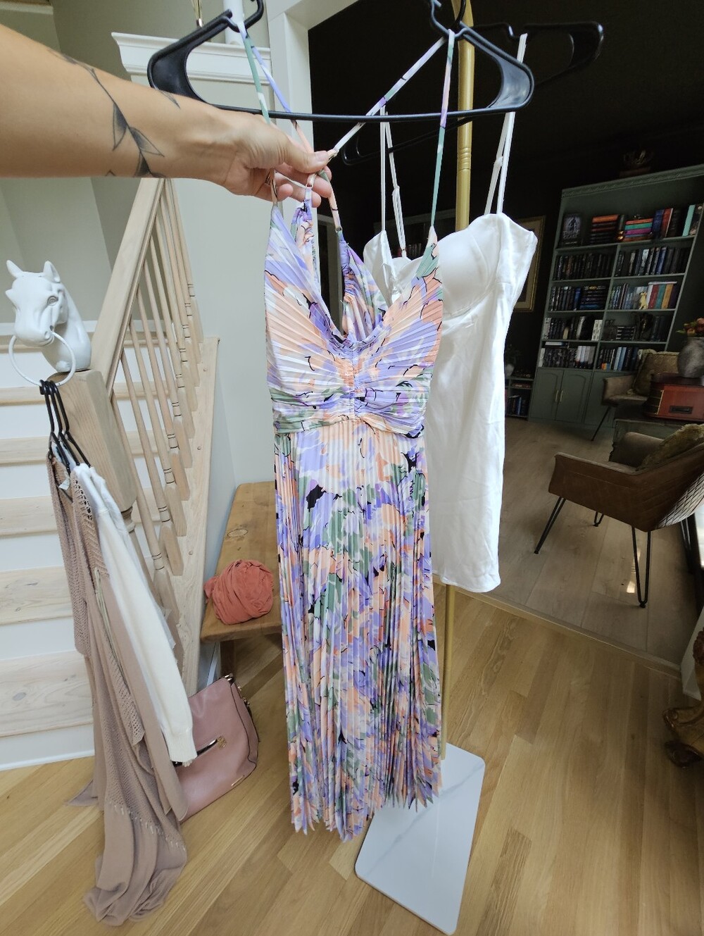 ASTR THE LABEL Blythe Midi Dress Coral Lilac Floral - Picture 5 of 16